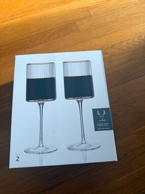 Viski Meridian Crystal Wine Glasses - Set of 2 NEW